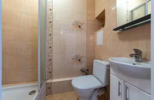 Большая 3 комнатная на Осокорках Гмирі 2