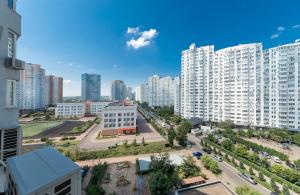 Большая 3 комнатная на Осокорках Гмирі 2