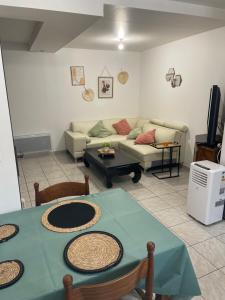 Appartements Studio a 4 min plages : photos des chambres