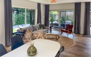Stunning Home In Noordwijk With Wifi
