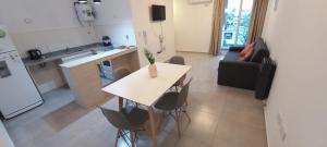 DPTO UN DORMITORIO CCOCHERA- CENTRO VILLA MARIA