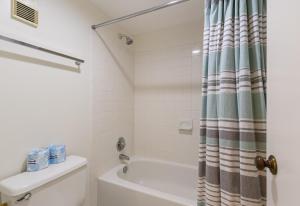Beach Club, Unit 121 - Flip Flop Inn