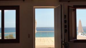 Two-Bedroom Apartment with Sea View (4-6 Adults)