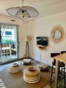 Appartements Studio Cosy Tout Confort - 180m Plage - Parking : photos des chambres