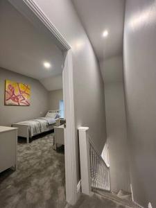 “The Art House 6” Galway, Woodquay