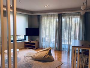 Acropolis Residence #Rooftop#360-Degree City Views #Unoblu