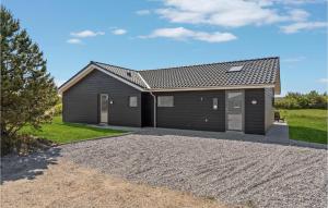 Stunning Home In Tarm With Kitchen