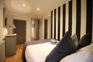 The Bromptons, Luxury South Kensington Apartment