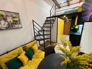 Metropolis apartment on Pekarska 2