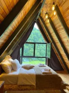 Ladin Manzaralı Dağ evi - Meydankobaca