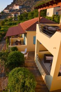 Hotel Dina - Ξενοδοχείο Ντινα