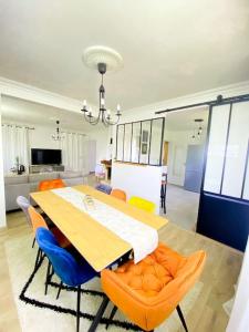 Villas #Maison de charme a Gargenville# : photos des chambres