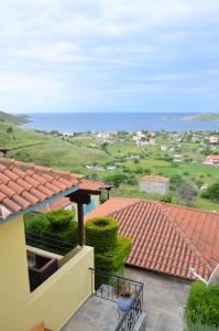 Hotel Dina - Ξενοδοχείο Ντινα