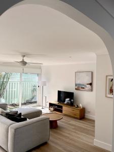 Som House 1
