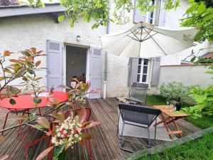 Maisons de vacances Gite Saint-Galmier, 2 pieces, 2 personnes - FR-1-496-293 : photos des chambres