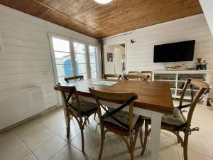 Maison près du Port, 6 couchages, parking, Saint-Pierre-dOléron - FR-1-246A-258