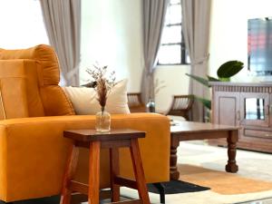 20pax Seremban Bungalow 7000+sq ft Pet friendly