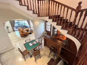 20pax Seremban Bungalow 7000+sq ft Pet friendly