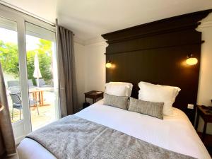 Hotels HR Hotel-Restaurant & Spa Marin : photos des chambres