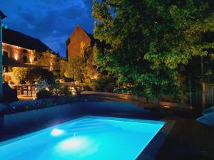 Au pousseux déglise