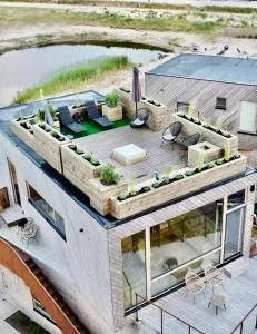 Jaukūs ART stiliaus apartamentai antrame aukšte su vaizdu į marias - Dreverna