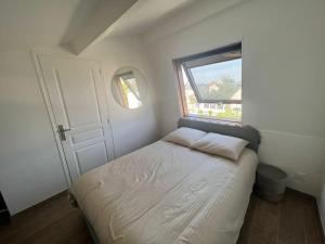 Appartements IDF07 Superbe appart cosy aeroport CDG wifi 4 pers : photos des chambres