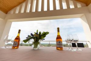 Aszúvilág Rezidencia with Sauna & Jacuzzi