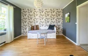 2 Bedroom Gorgeous Home In Hyltebruk