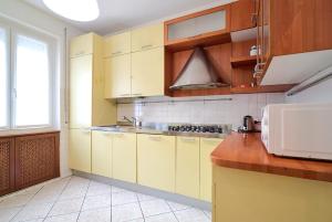 MiCo GARDEN VIEW CITYLIFE EXECUTIVE APARTMENT