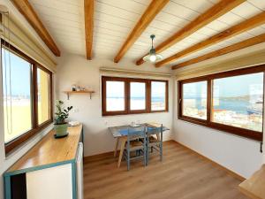 Double Room with Balcony and Sea View room in Pefkakia Park