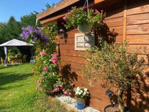 Maisons d'hotes Le Petit Prince a Sarlat - Parking prive - piscine chauffee - espace bien-etre Jacuzzi et massages : photos des chambres