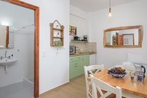 Lemon Tree Apartments Samos