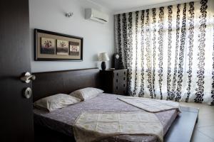 Oasis club apartments