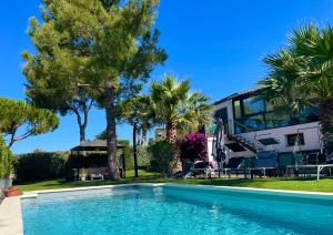 L ESCALE COTE BLEUE VILLA & Spa