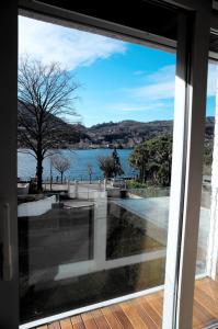 Apartamento de 2 dormitorios con vistas al lago