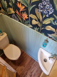 Woodie the shepherds hut - sleeps 4