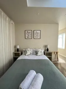 Cosy 1 BR, 10min drive to Bath centre,Free parking - Kelston