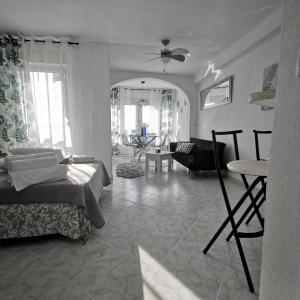 Estudio Algarrobo Costa