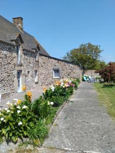 Maisons d'hotes Le Manoir de la Pichardiere : photos des chambres