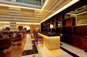 Shenzhen The Bauhinia Hotel, Mix City Shopping Center