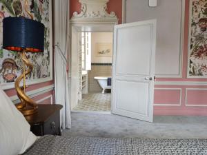 B&B / Chambres d'hotes Chateau de la Huberdiere : photos des chambres