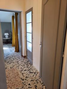 Appartement au 2éme étage terrasse 30m2