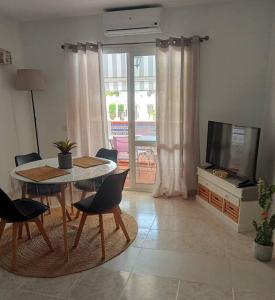 Appartement cosy avec piscine