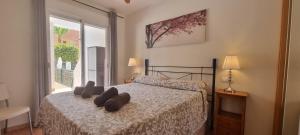 Homes of Spain, Apartamentos Paraíso Vera Playa, Ed Fatu Hiva Bajo con PISCINA PRIVADA y jardín privado en PRIMERA LINEA de Vera Playa, WIFI