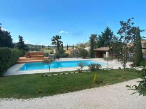 Maisons de vacances Bastide provencale Allauch 150m2 piscine : photos des chambres