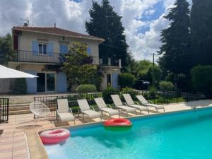 Maisons de vacances Bastide provencale Allauch 150m2 piscine : photos des chambres