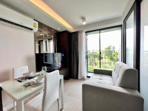 Aristo Resort Surin Beach S03