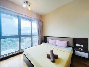 Regalia Residence And Suites By The Relaxstay