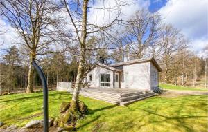 2 Bedroom Amazing Home In Ätran