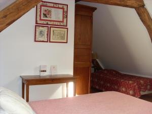 B&B / Chambres d'hotes La Heraudiere Bed & Breakfast : photos des chambres